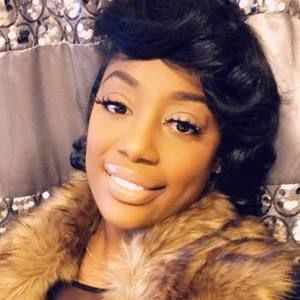 Meet your Posher, Porsha